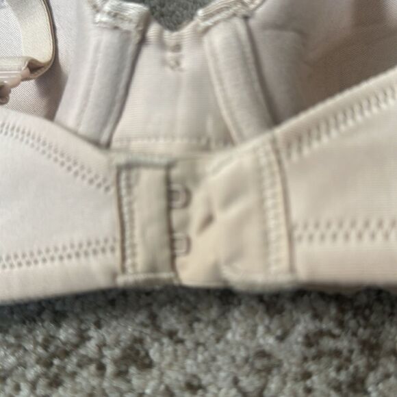 Vanity Fair Tan Body Cares Bra 75335 38B - Picture 7 of 8